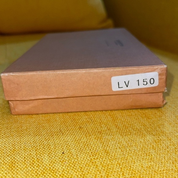 Louis Vuitton Malletiera Paris Maison Fondee en 1854 Box, 8” X 4.5” X 1.5” - Picture 4 of 11